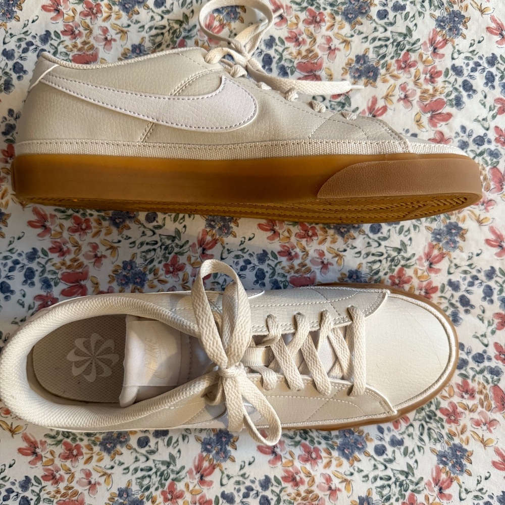 Nike Brand New Low Blazer 9.5